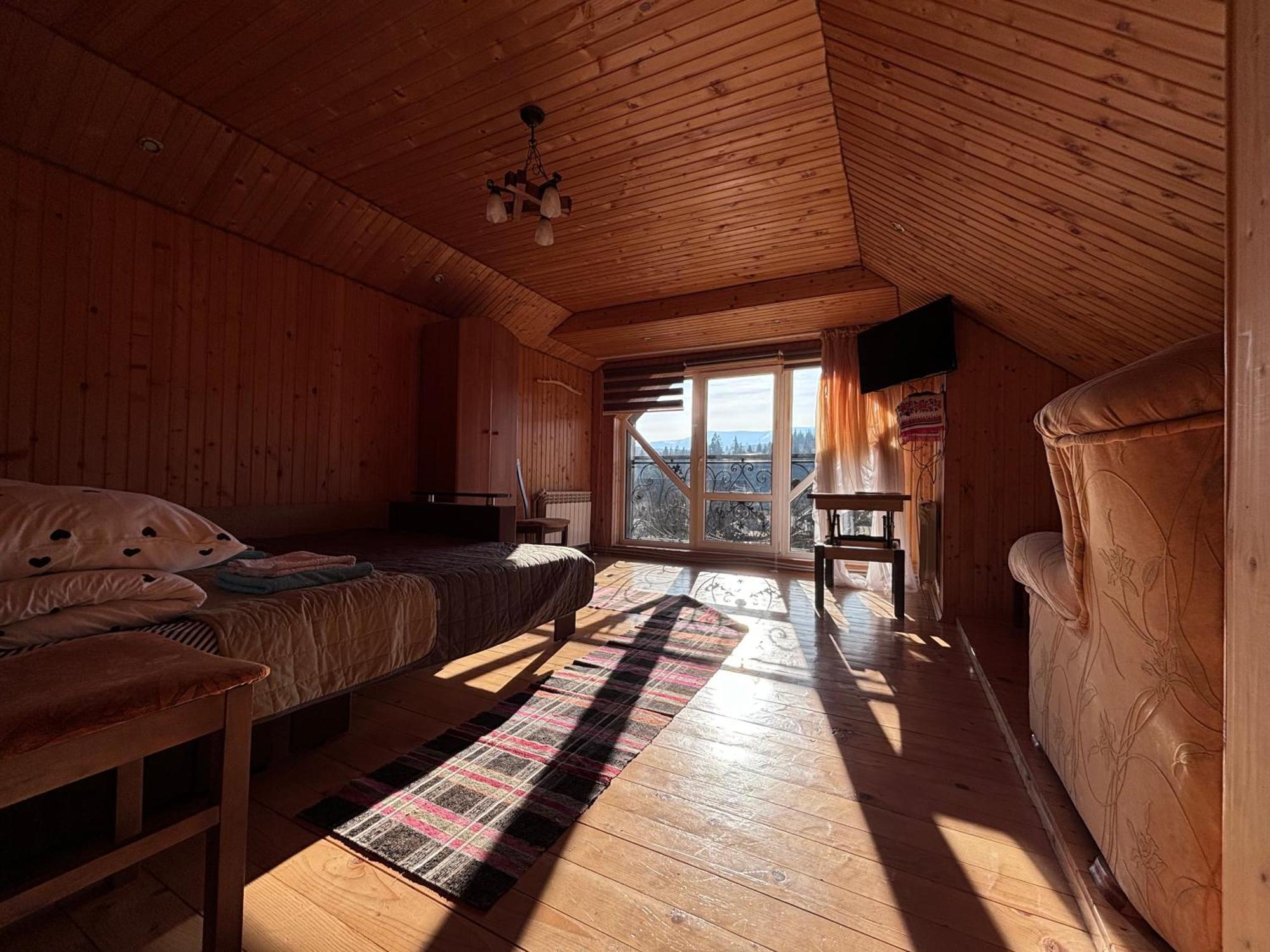 Hotel Gostynna Rodyna Izki Esterno foto
